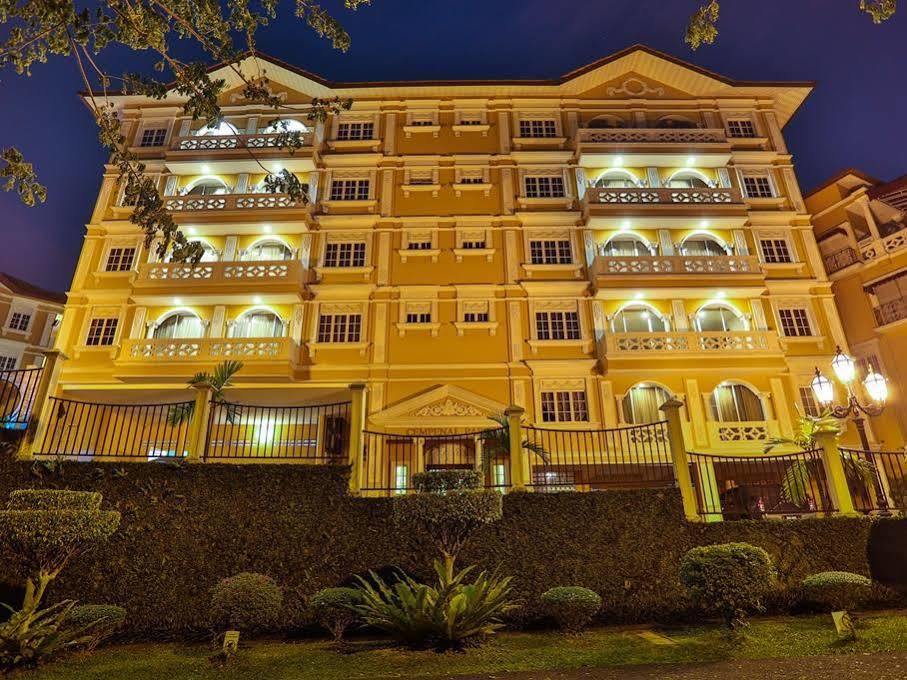 Kapitan Hill @ Cempenai Parc Residences Bukit Damansara Exterior foto